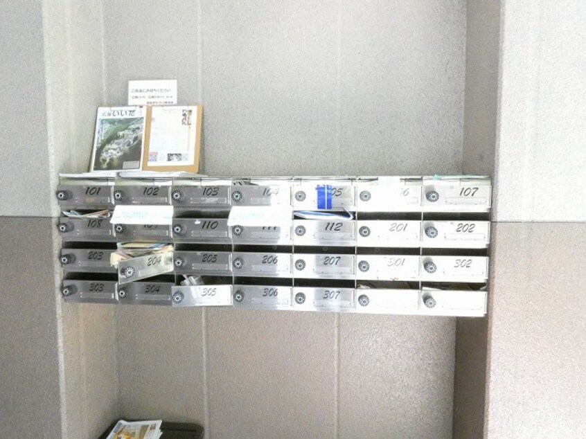  クレストンコート