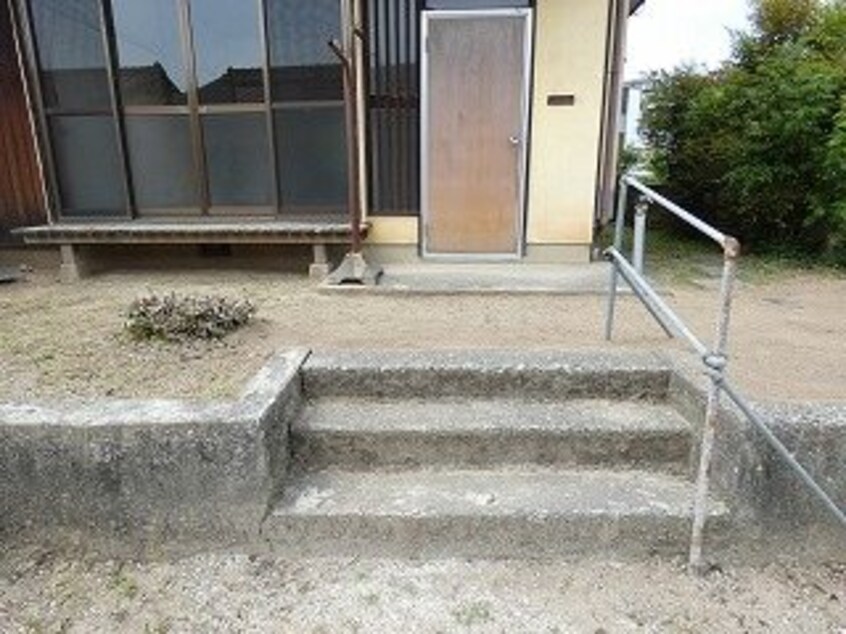  タザマアパート