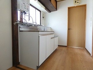  タザマアパート