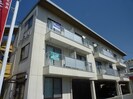 ハイツイズミの外観