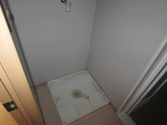  リビングタウン砂払A