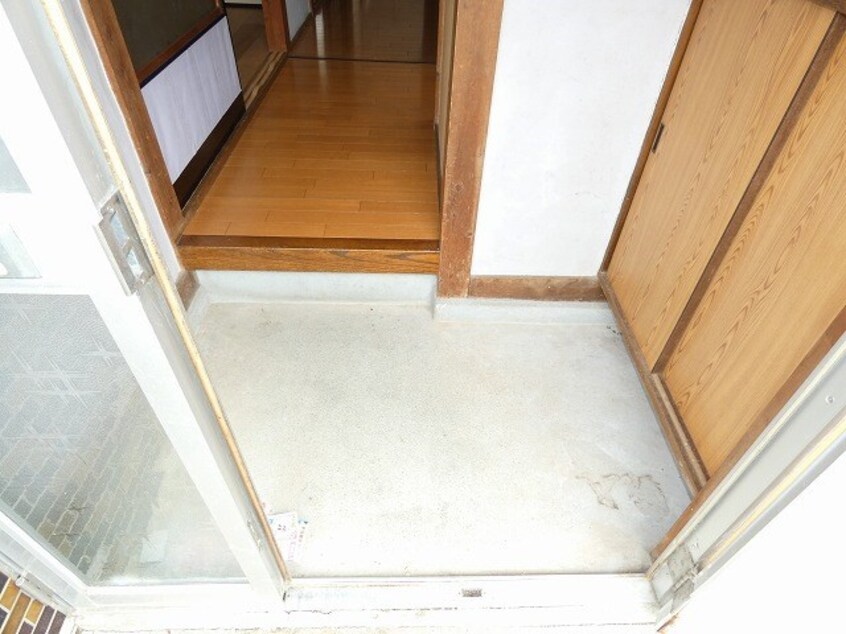  タザマアパート