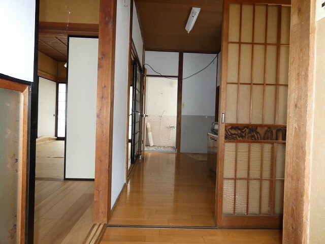  タザマアパート