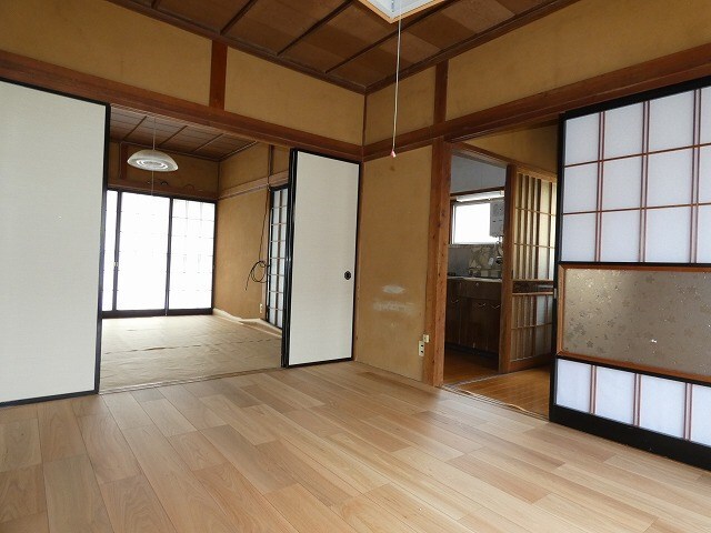  タザマアパート