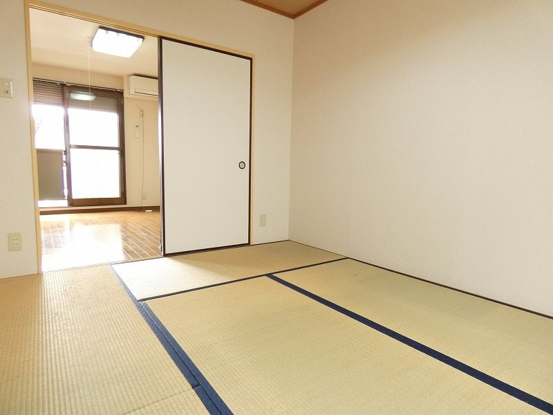  サンハイツＢ