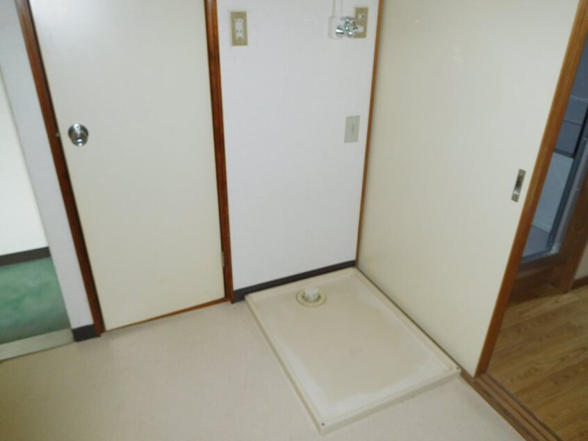  駒場線＿01＿on/ガイドセンター前 3階 築37年