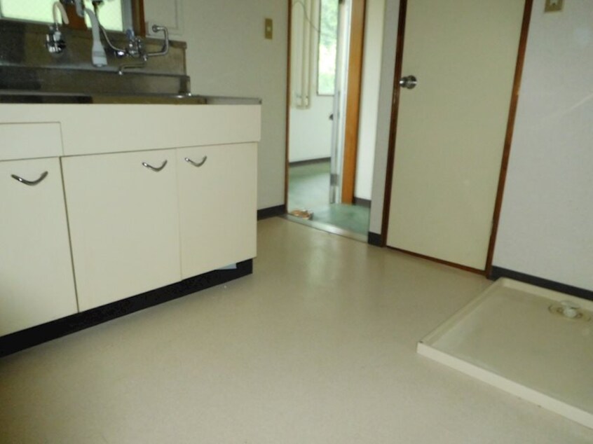  駒場線＿01＿on/ガイドセンター前 3階 築37年