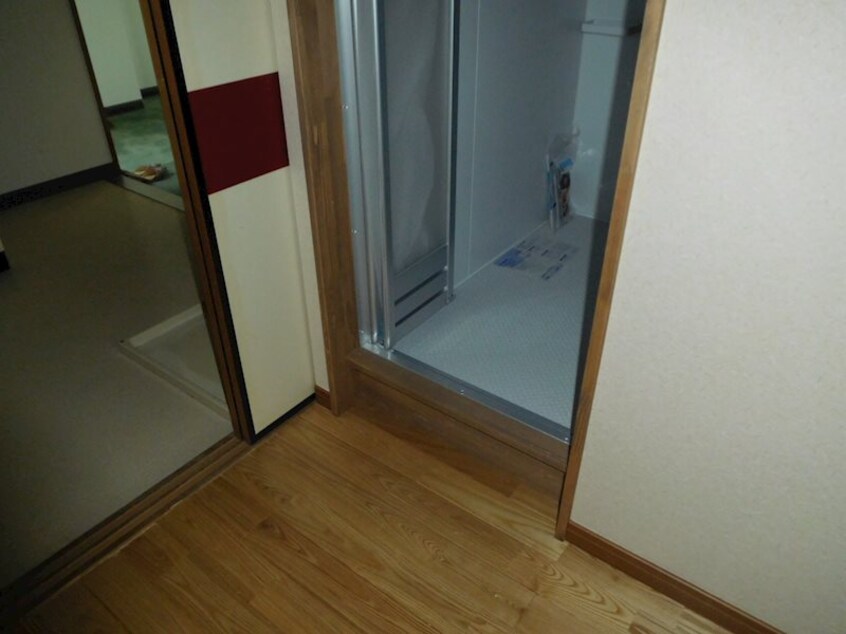  駒場線＿01＿on/ガイドセンター前 3階 築37年