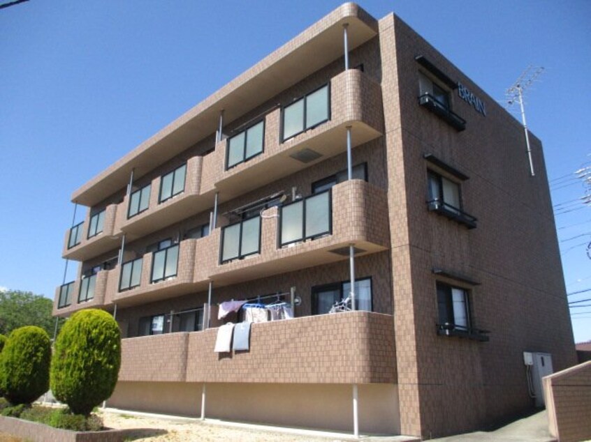  サニーデイパレス