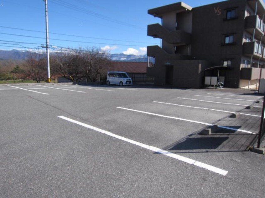  サニーデイパレス