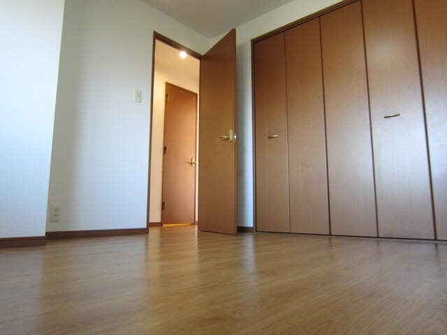  サニーデイパレス