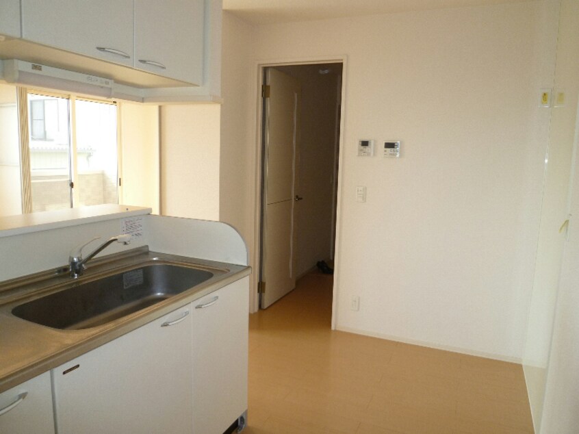  ロイヤルコート大瀬木II