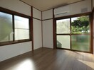  高岡荘