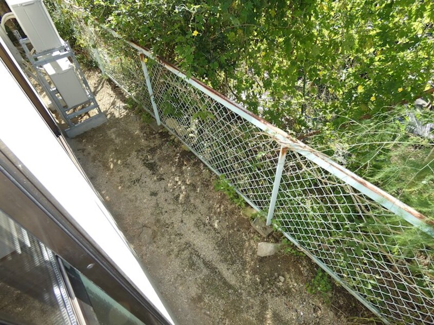  高岡荘