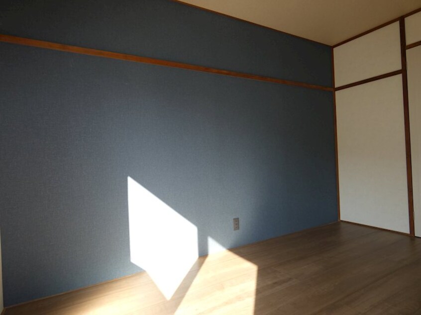  高岡荘
