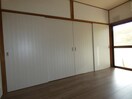  高岡荘