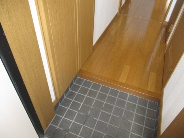  メゾン殿岡21
