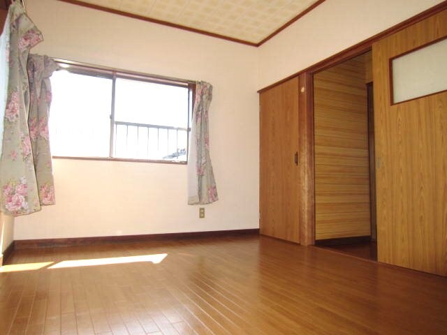  桔梗屋アパート