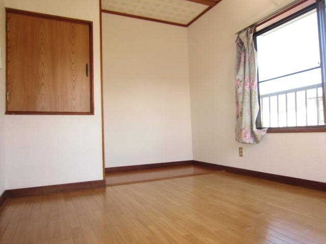  桔梗屋アパート