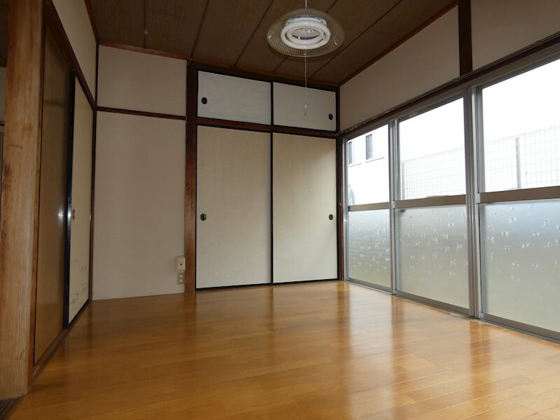  三ツ石アパート B