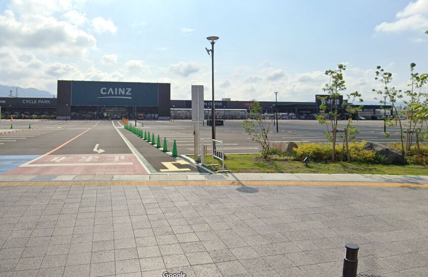 CAINZホーム佐久平店(電気量販店/ホームセンター)まで2178m エアリーハウス