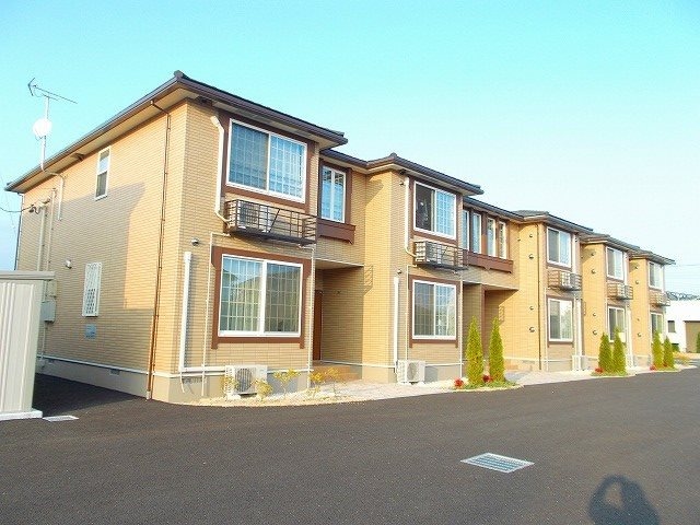  小海線<八ケ岳高原線>/北中込駅 徒歩17分 1階 築10年