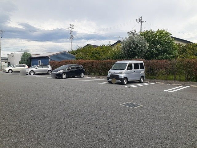  小海線<八ケ岳高原線>/北中込駅 徒歩17分 1階 築10年