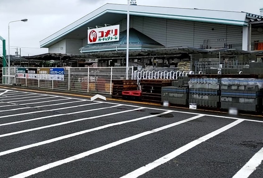 ｺﾒﾘ小諸小原店(電気量販店/ホームセンター)まで307m カーサ・デスパシオB