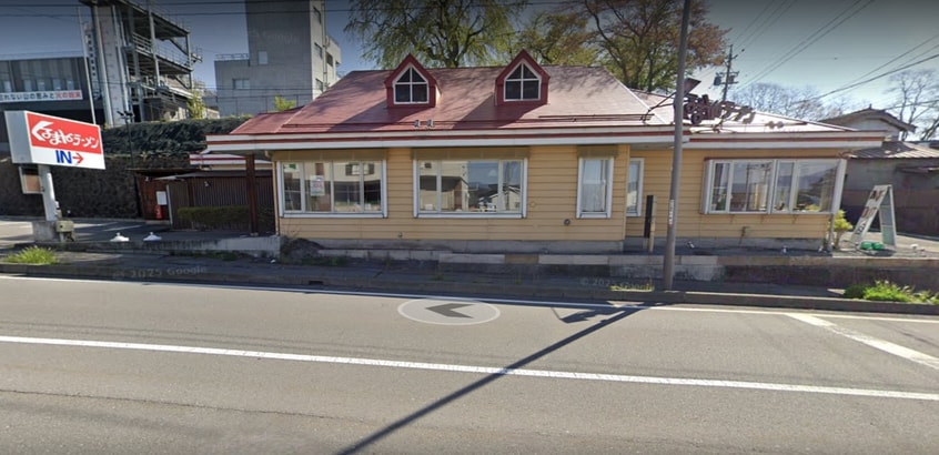 くるまやﾗｰﾒﾝ 小諸店(その他飲食（ファミレスなど）)まで631m プリムローズ