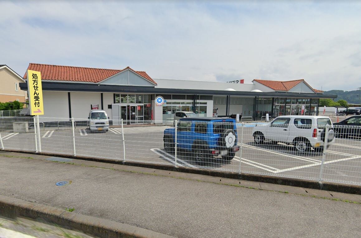 西友 小諸小原店(スーパー)まで347m エクセレント大池III