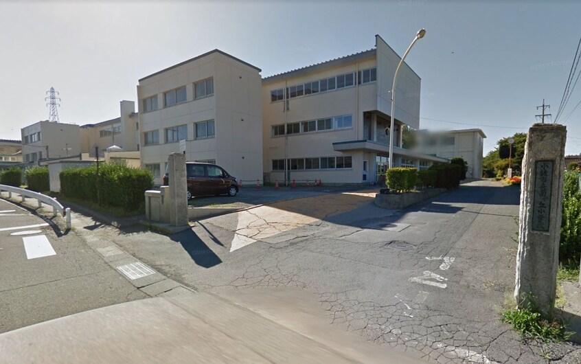 小諸市立美南ｶﾞ丘小学校(小学校)まで81m ツインパレスコイズミG