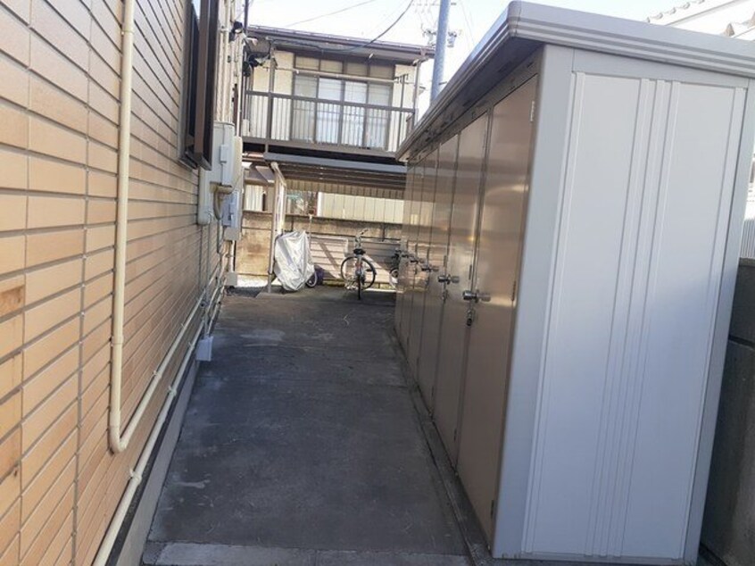  マウンド・フィールド