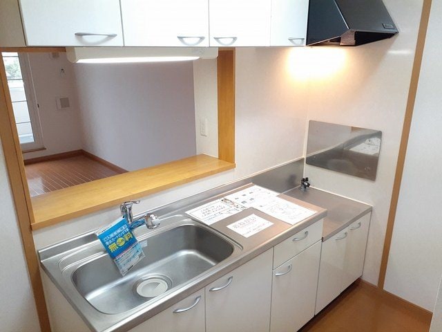  パインアヴェニューC