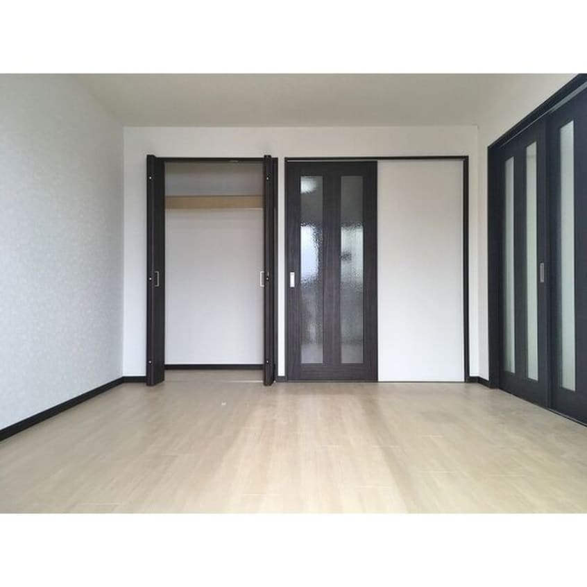  メゾンド・ラレーヌ