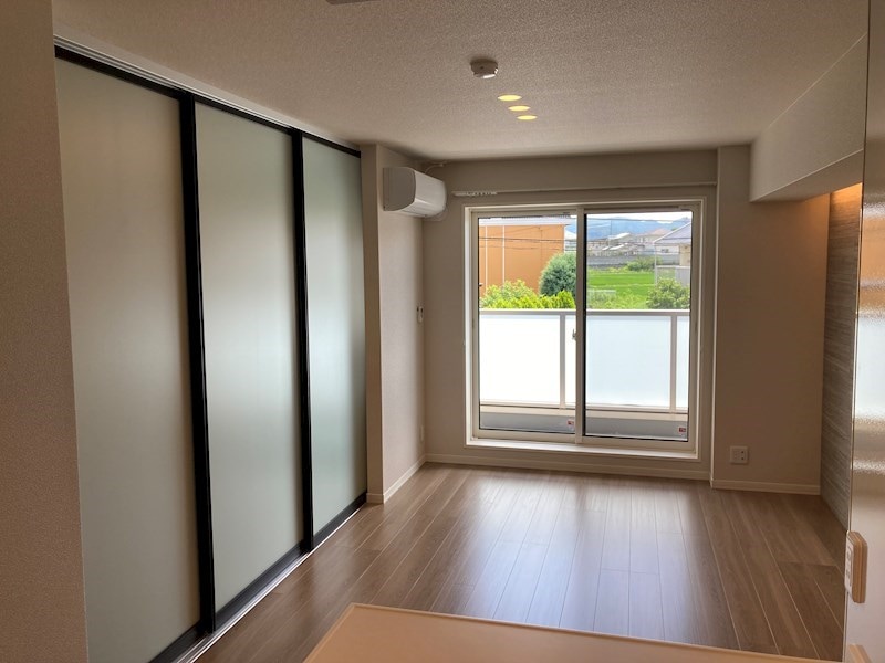 ※参考写真［反転ﾀｲﾌﾟ］ コスモメゾン