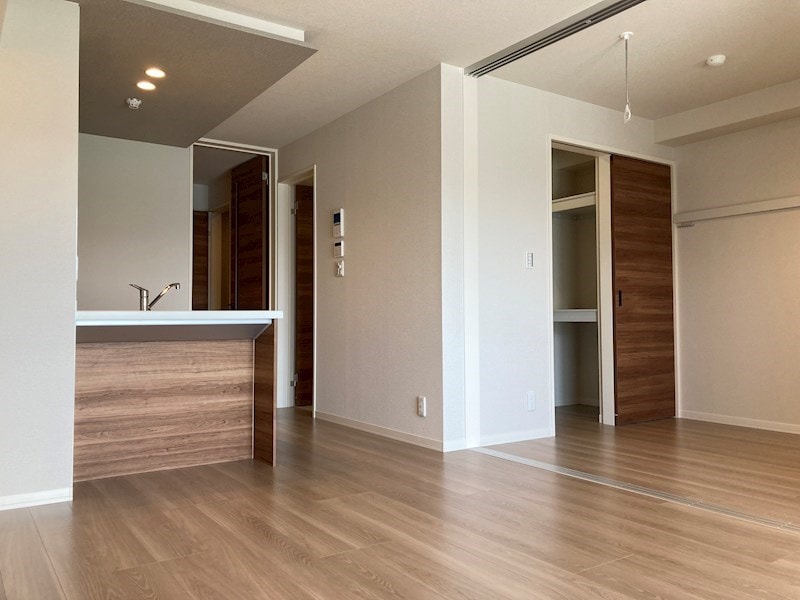 ※参考写真［反転ﾀｲﾌﾟ］ コスモメゾン