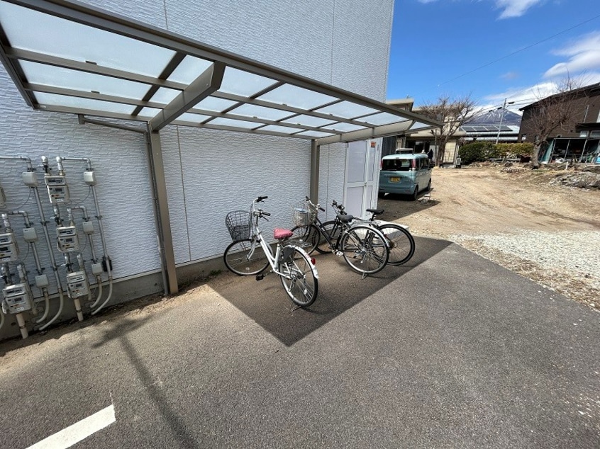 駐輪場 フリーデン西軽井沢