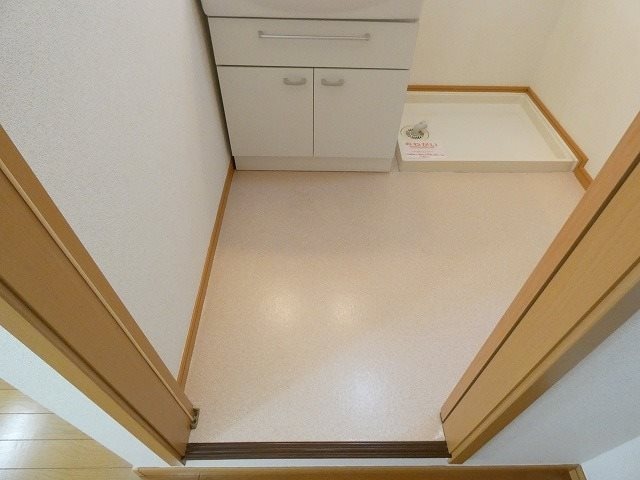 参考：２０３号室 アビトゥーロ