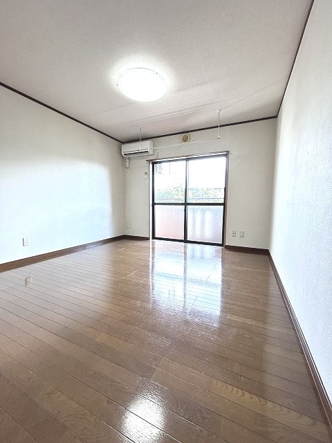 写真は206号室です（参考） リビアン川中島