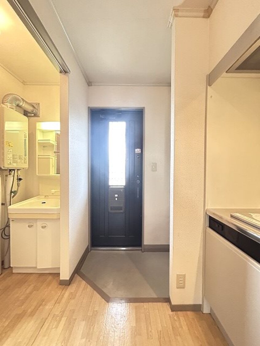  ベルスビック新井