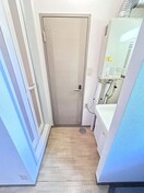  ベルスビック新井