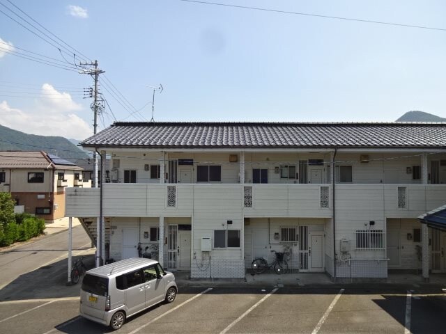  千曲ハイツＡ
