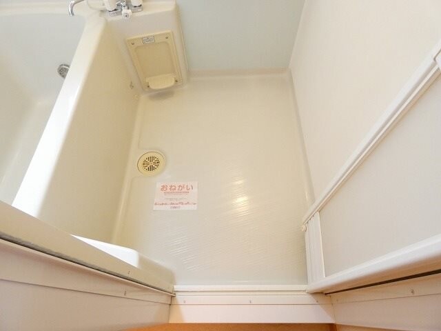  アヴェニール・プラースＢ