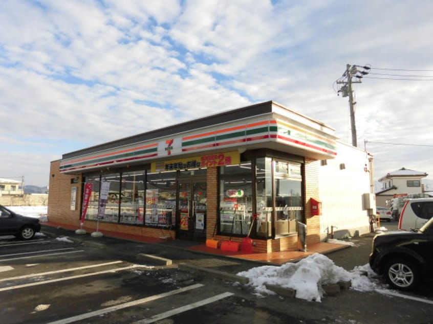 ｾﾌﾞﾝｲﾚﾌﾞﾝ 川中島中学校前店(コンビニ)まで940m パストラルハイムＢ