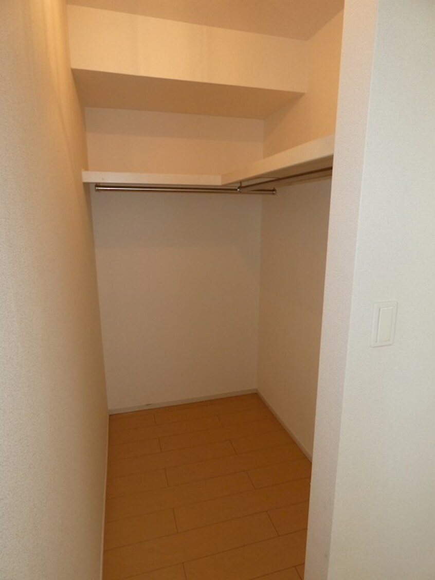 参考：201号室 アプローズ