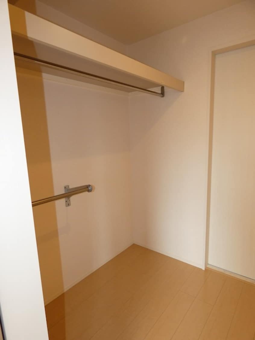  ラ・メゾンブリエ