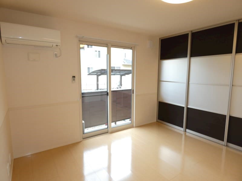  ラ・メゾンブリエ