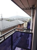  アパートメント石塔