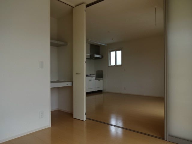  モダンコート金井田