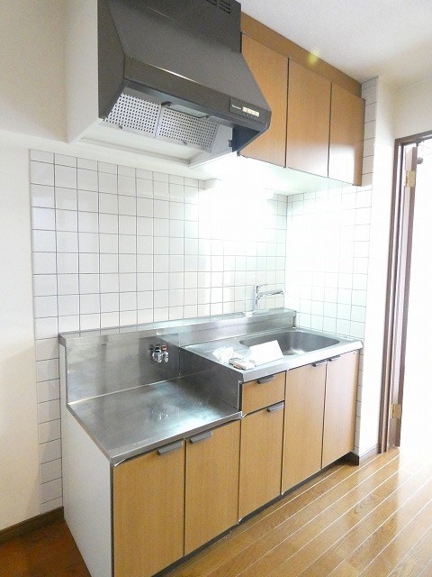 写真は302号室です（参考） サンパレス篠ノ井